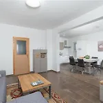 Oaza Mira * Kakma